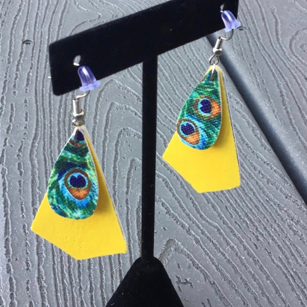 Peacock yellow earrings